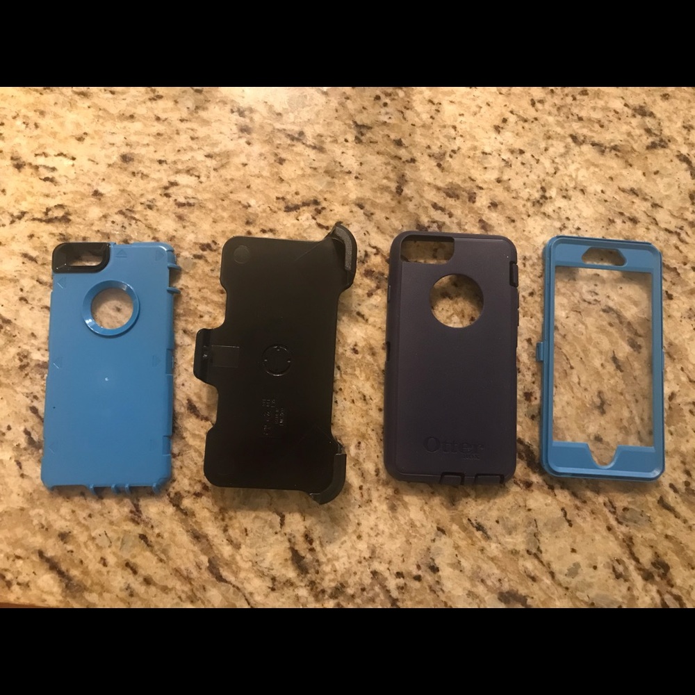 Otter box super protective case (iPhone 7/8)